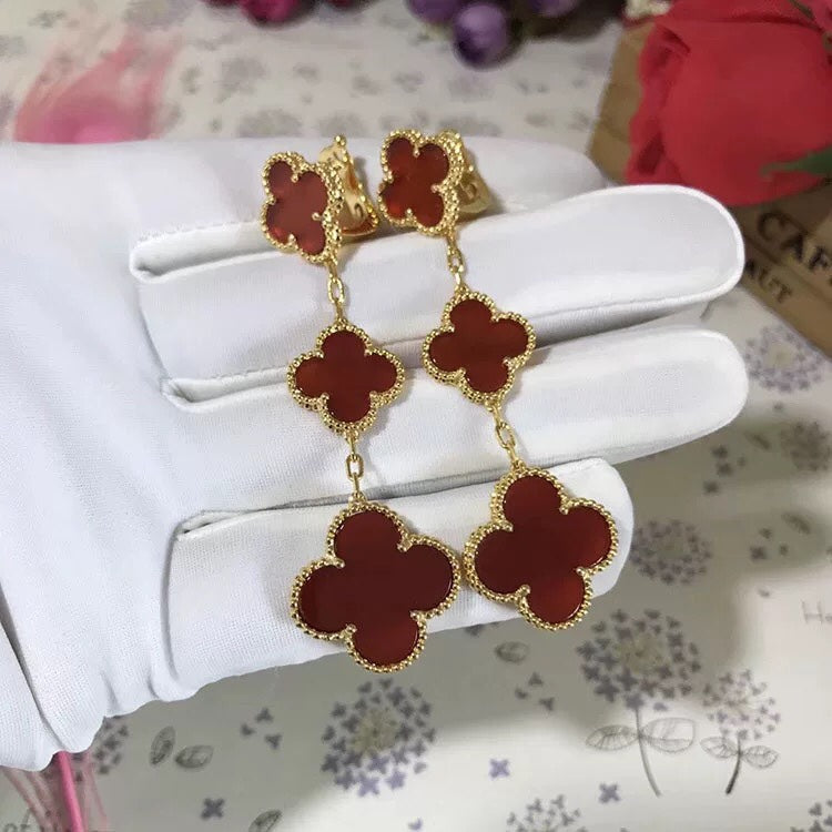 ¡®Lumi¡¯CLOVER 3 MOTIF CARNELIAN DROP EARRINGS