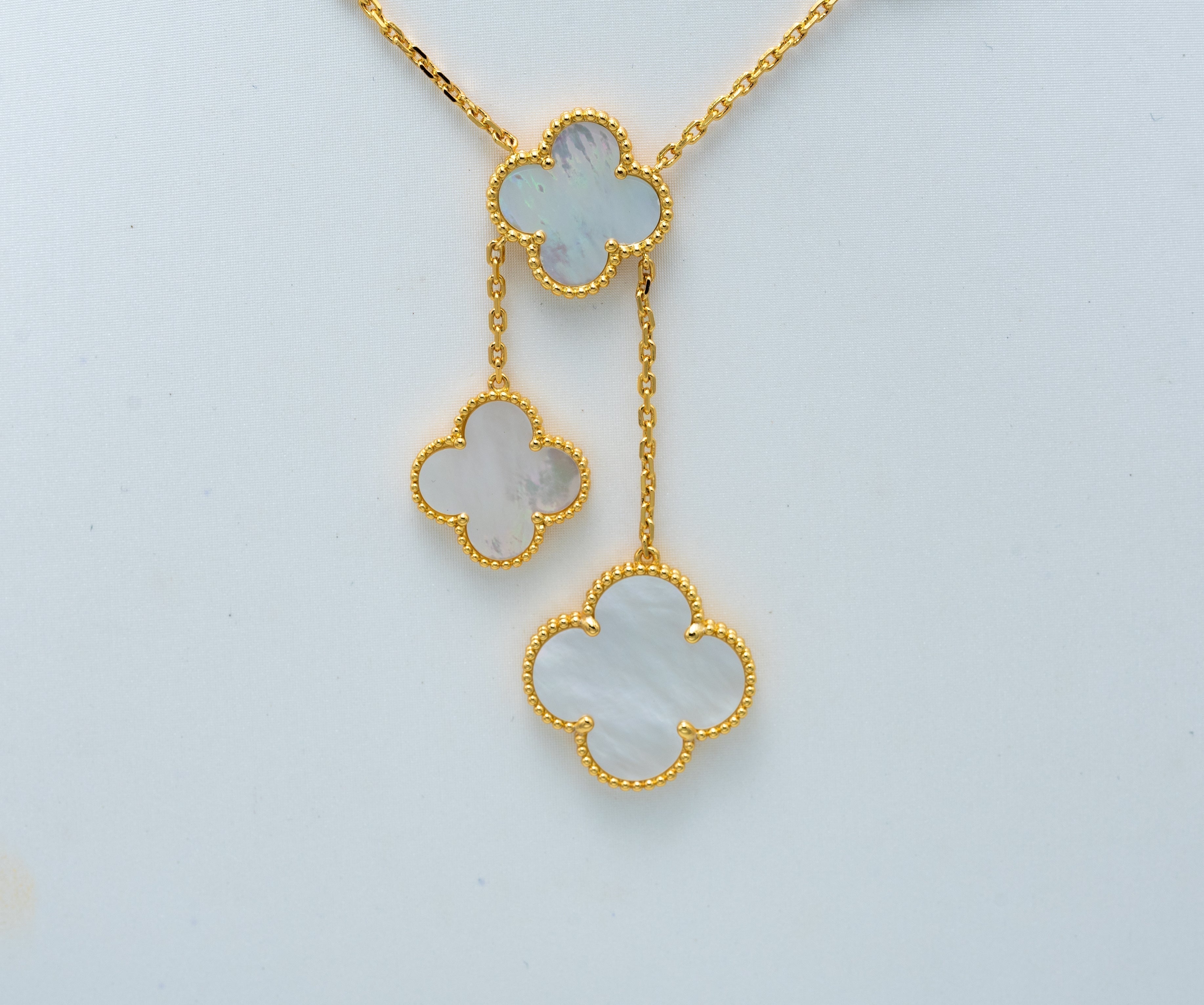 ¡®Lumi¡¯CLOVER MOTHER OF PEARL NECKLACE 6 MOTIF