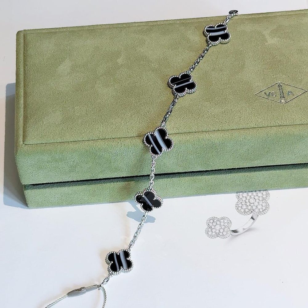 ¡®Lumi¡¯CLOVER 5 MOTIF VEINED ONYX BRACELET SILVER