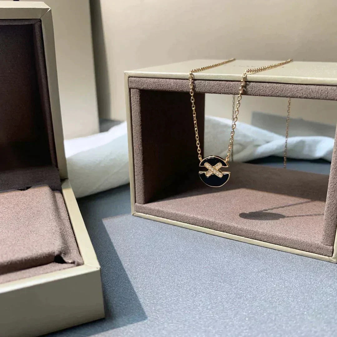 ¡®Lumi¡¯JEUX DE ROSE GOLD DIAMOND NECKLACE