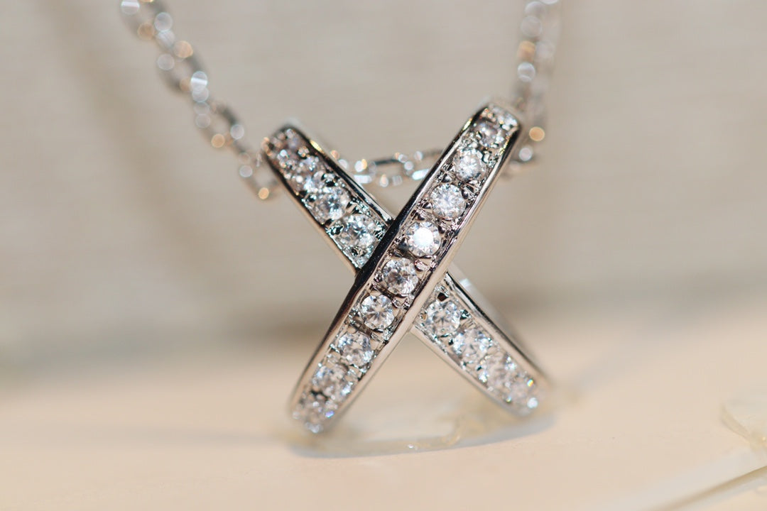 ¡®Lumi¡¯JEUX DE DIAMOND NECKLACE