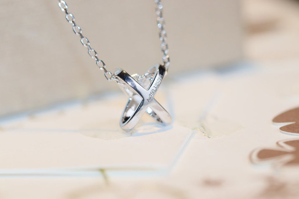 ¡®Lumi¡¯JEUX DE DIAMOND NECKLACE