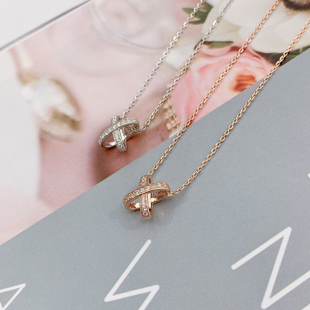 ¡®Lumi¡¯JEUX DE DIAMOND NECKLACE
