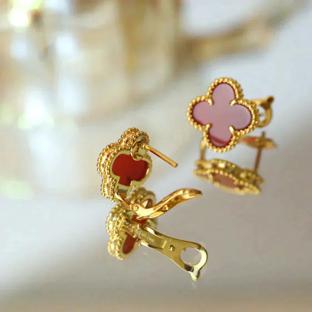 ¡®Lumi¡¯CLOVER MEDIUM 1 MOTIFS CARNELIAN  EARRINGS