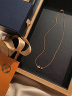 ¡®Lumi¡¯BLOSSOM PENDANT PINK GOLD AND DIAMOND