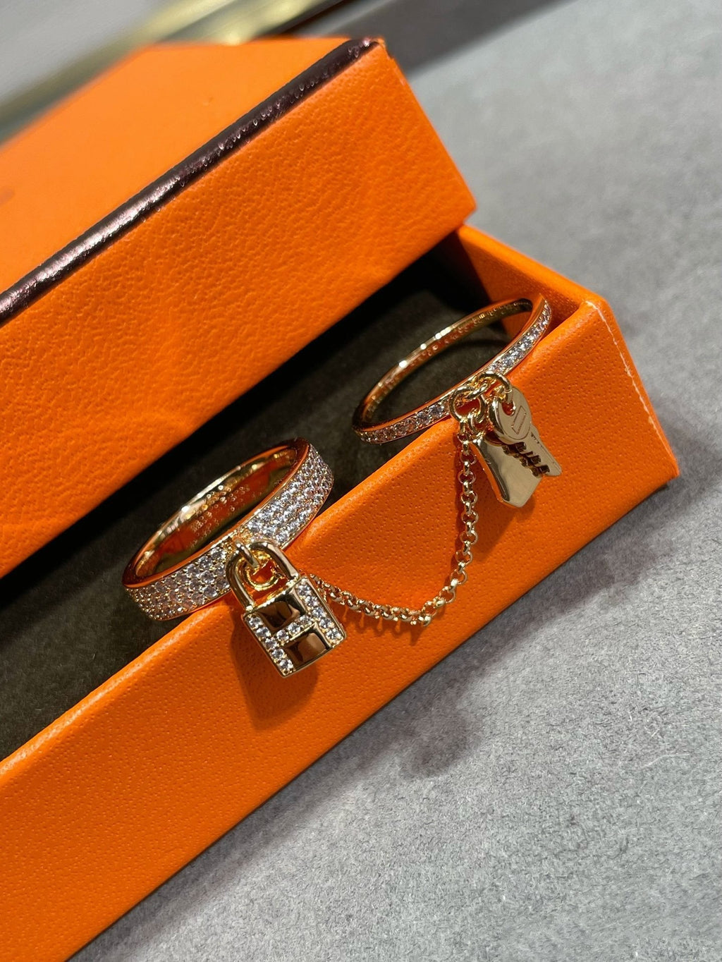 ¡®Lumi¡¯HM KELLY CLOCHETTE DOUBLE RING IN  WITH DIAMONDS