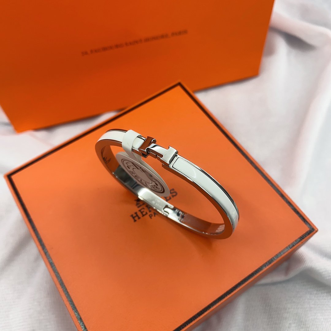 ¡®Lumi¡¯CLASSIC HM CLIC WHITE 8MM ENAMEL BRACELET