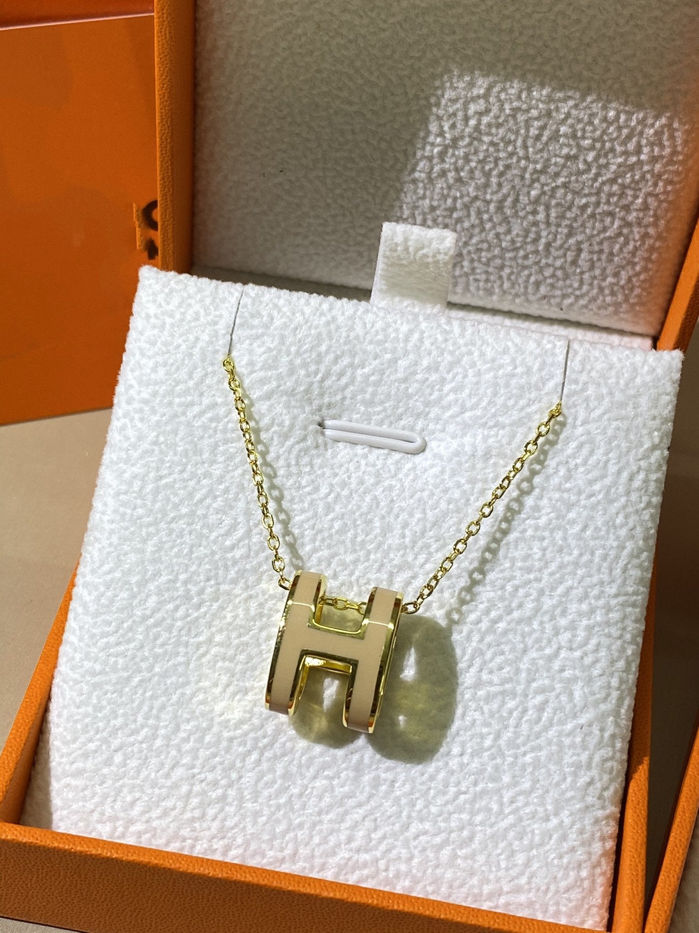 ¡®Lumi¡¯HM CLIC YELLOW ENAMEL GOLD NECKLACE