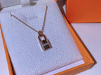 ¡®Lumi¡¯HM ADVANCED NICHE LOCK HEAD NECKLACE DIAMONDS