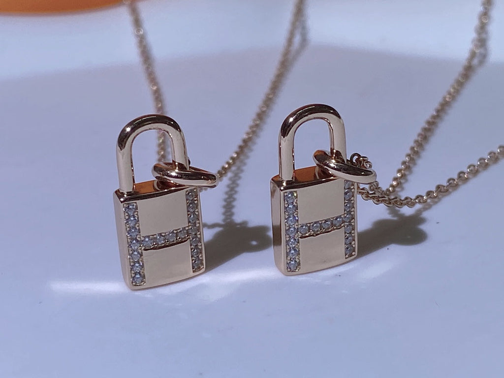 ¡®Lumi¡¯HM ADVANCED NICHE LOCK HEAD NECKLACE DIAMONDS