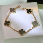 [Lumi jewelry] CLOVER 5 MOTIF GRAY MOP BRACELET COLLECTION