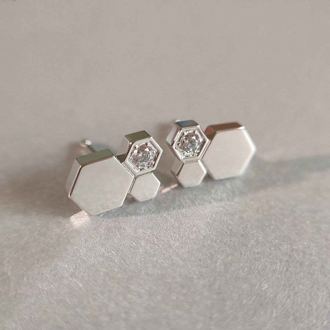 ¡®Lumi¡¯BEE LOVE SILVER DIAMOND EARRINGS
