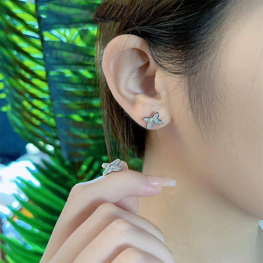 ¡®Lumi¡¯JEUX DE SILVER DIAMOND EARRINGS