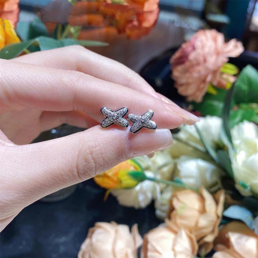 ¡®Lumi¡¯JEUX DE SILVER DIAMOND EARRINGS