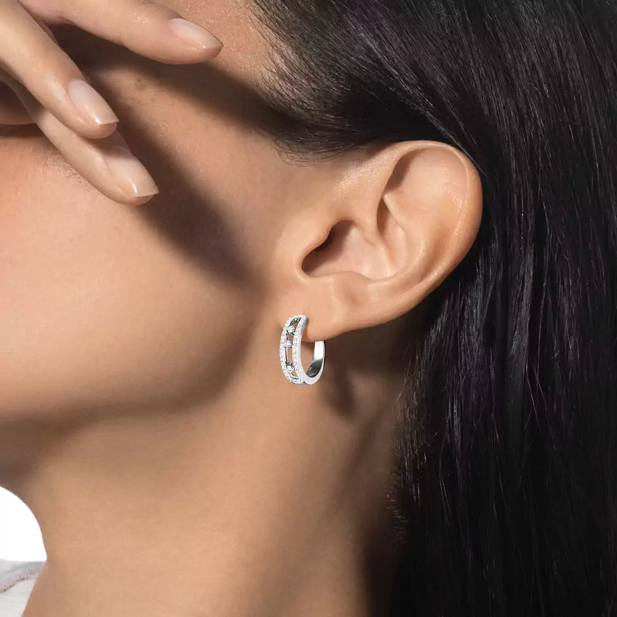 [Imperial Jewelrys]Diamond Pave_ Hoop Earrings Move