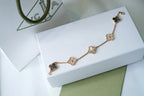 [Lumi jewelry] CLOVER 5 MOTIF GRAY MOP BRACELET COLLECTION