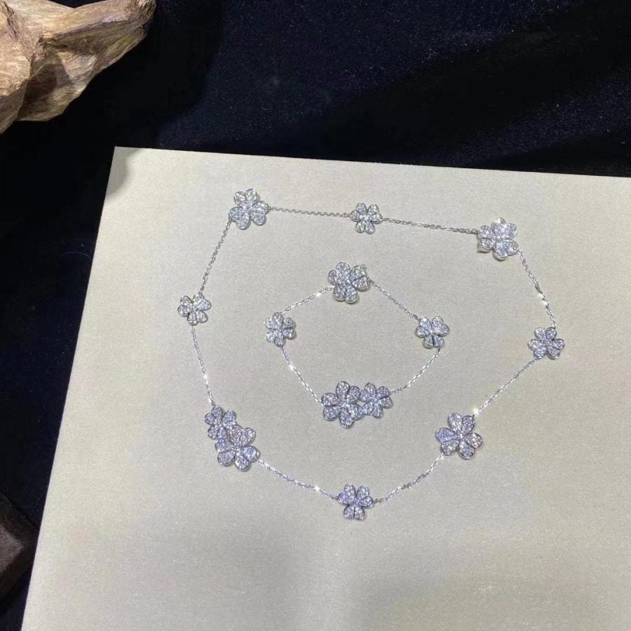 ¡®Lumi¡¯FRIVOLE SILVER 5 FLOWERS BRACELET