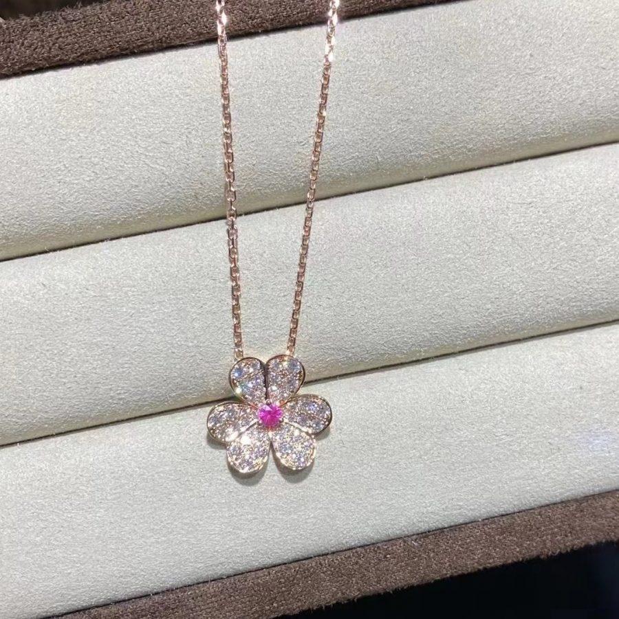 ¡®Lumi¡¯FRIVOLE ROSE GOLD FLOWER DIAMOND NECKLACE