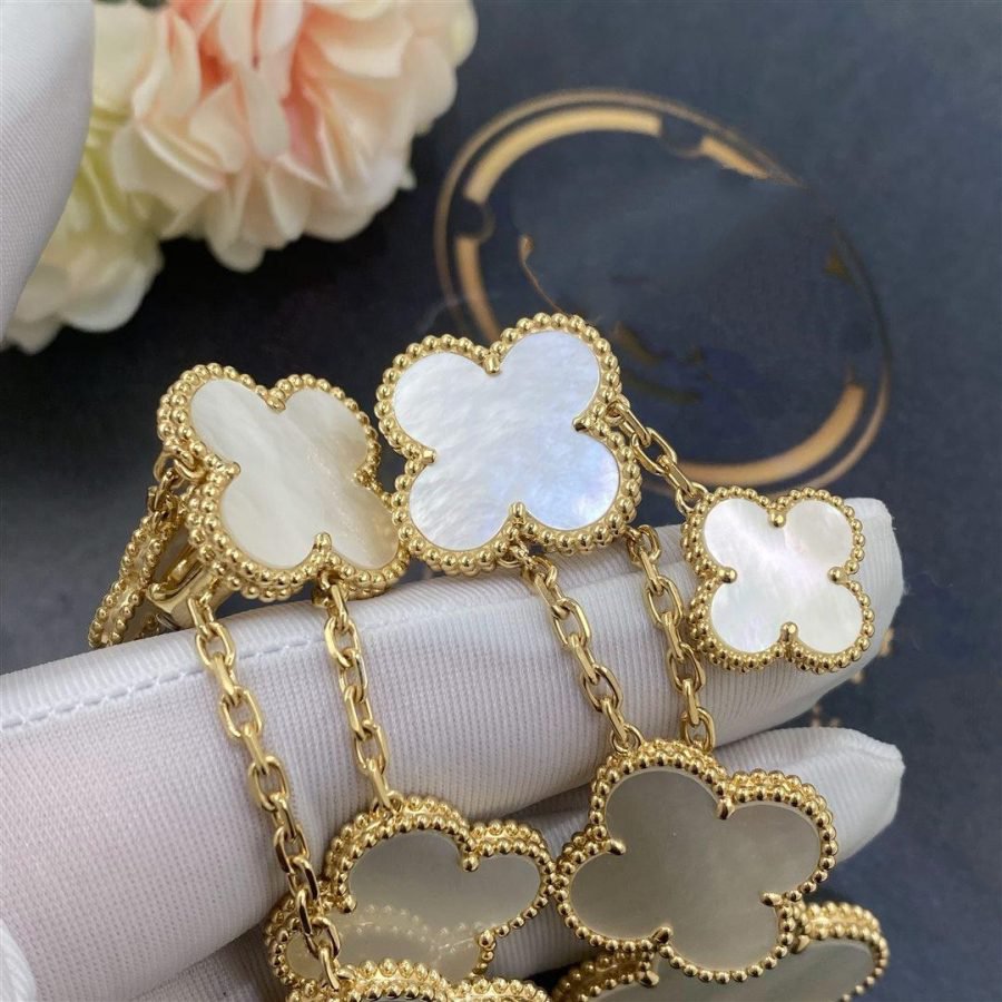¡®Lumi¡¯CLOVER EARRINGS WHITE MOP 4 MOTIFS GOLD