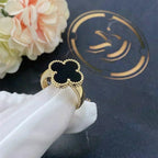 ¡®Lumi¡¯CLOVER ONYX RING