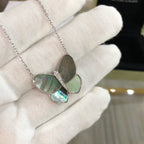 ¡®Lumi¡¯LARGE BUTTERFLY SILVER PENDANT DIAMOND NECKLACE