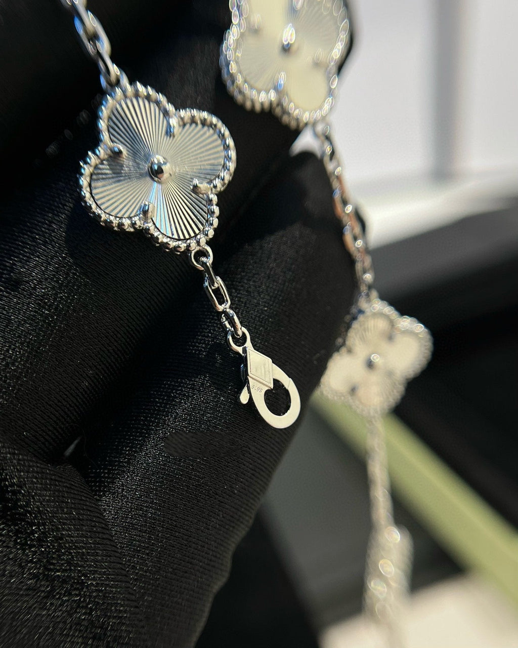 [Lumi jewelry] CLOVER 5 MOTIF LASER BRACELET COLLECTION